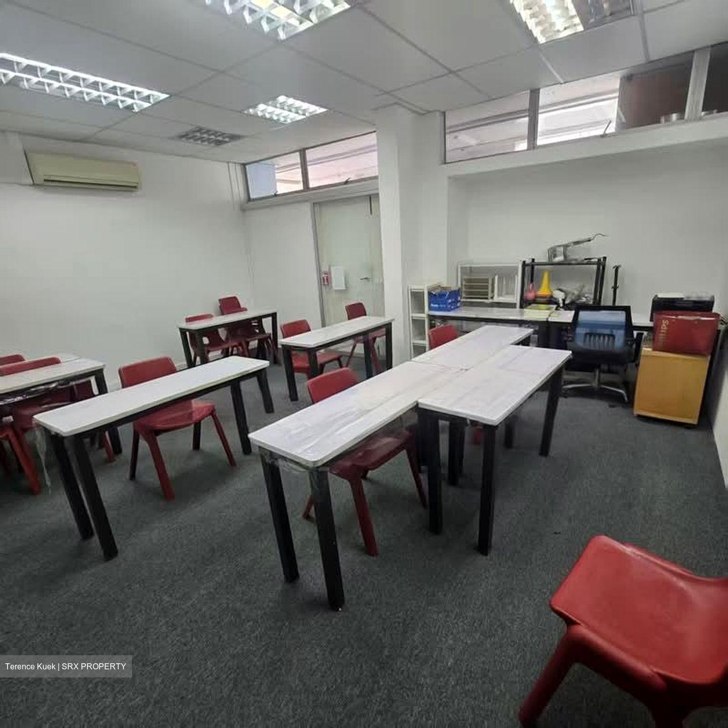 Jurong Gateway Road (D22), Retail #534083331